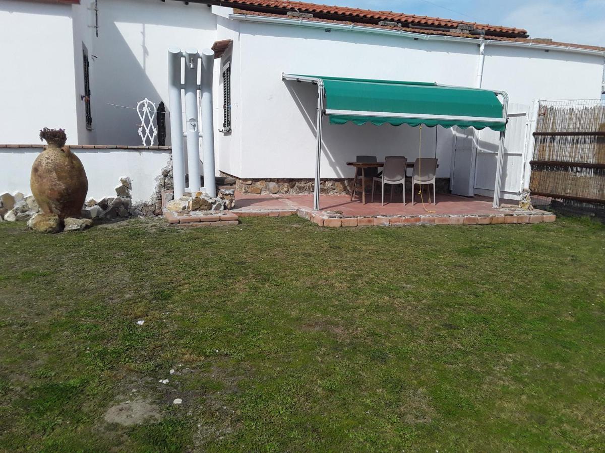 Villetta A Schiera Nei Pressi Del Mare Livorno Esterno foto